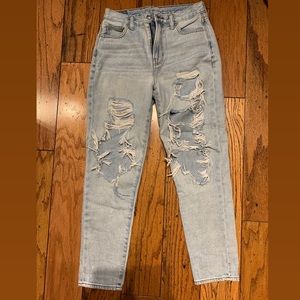 Women’s American Eagle Mom Jeans